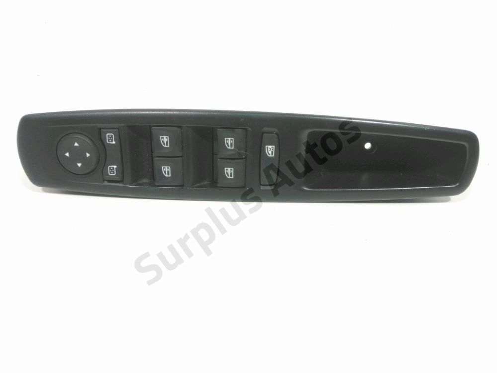 Commande lève-vitre avant gauche