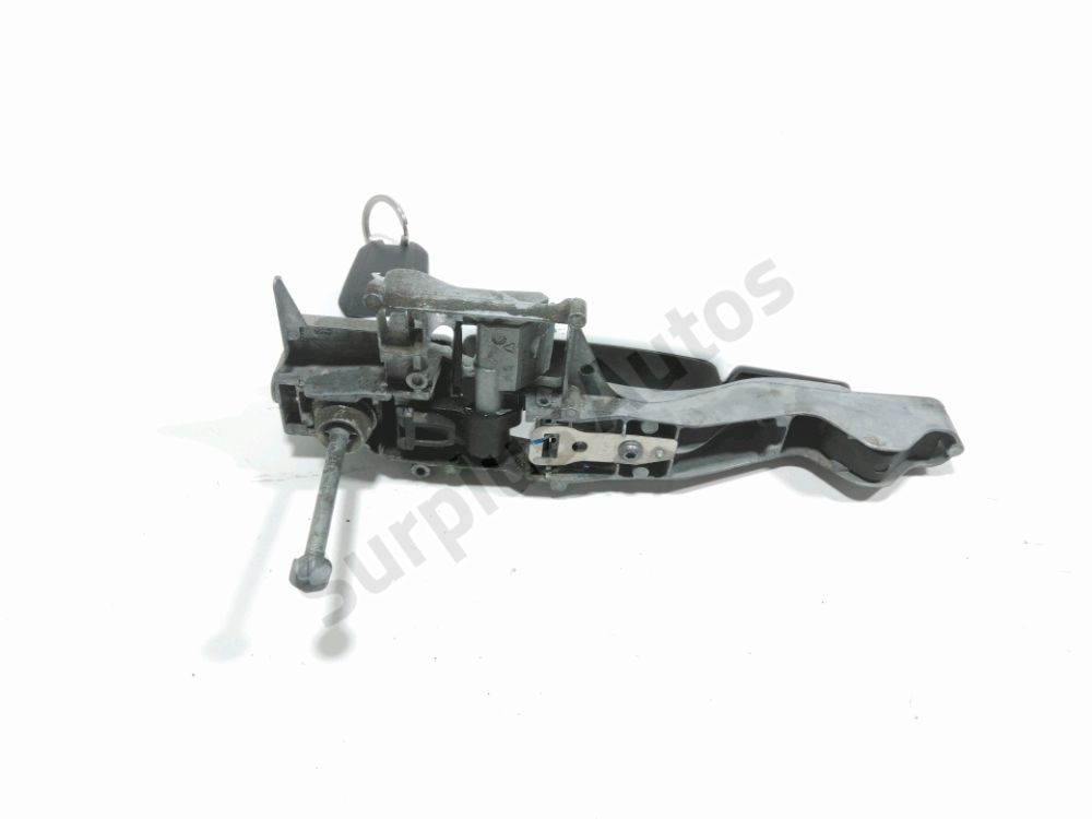 Poignée extérieure avant gauche