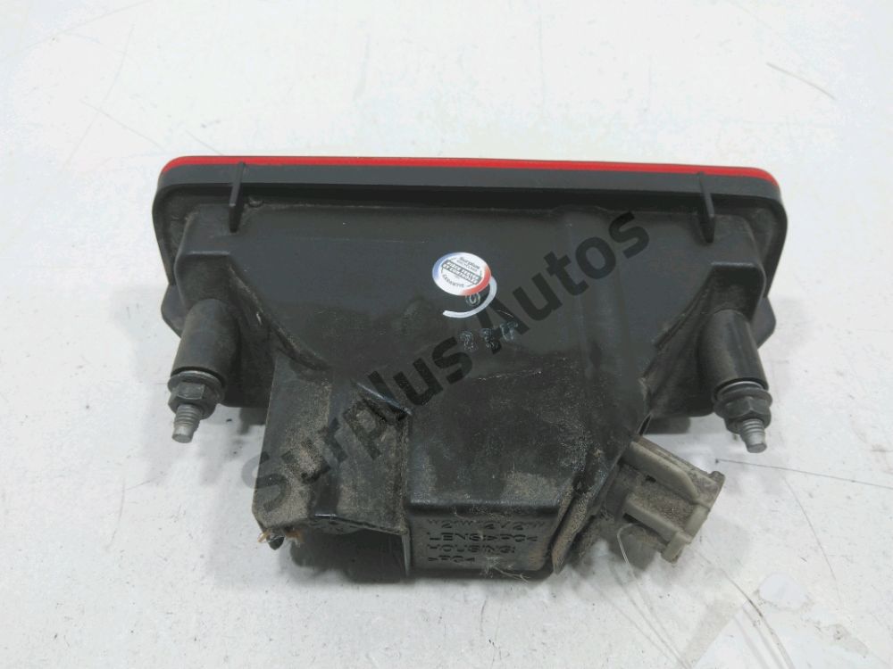 Feu de brouillard arrière central