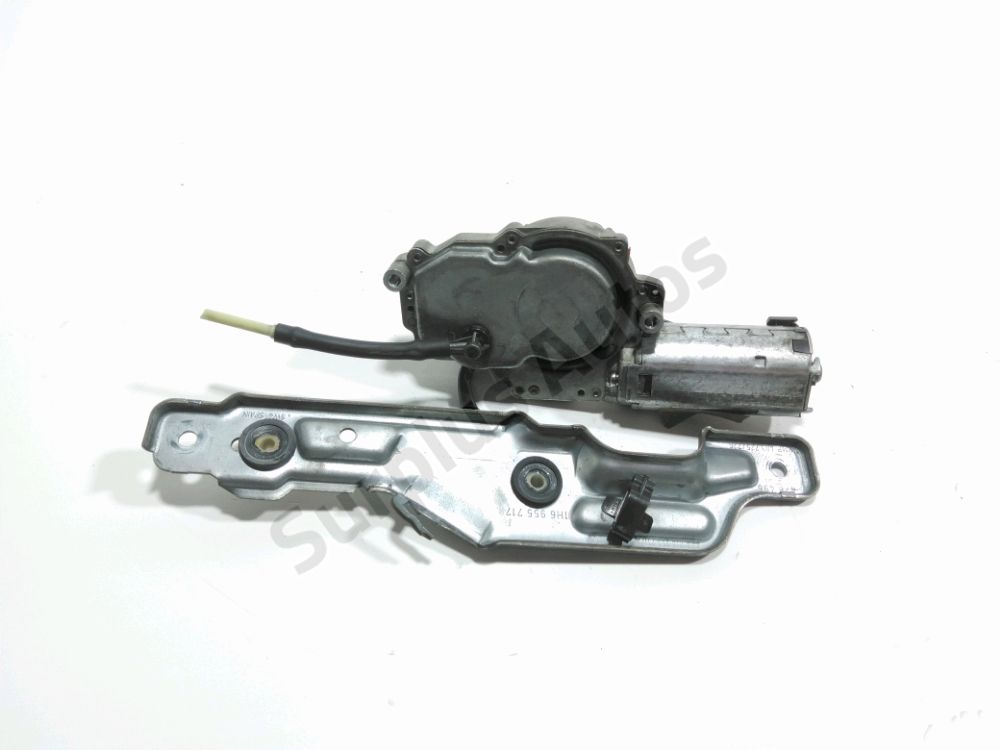 Moteur d'essuie glace arrière