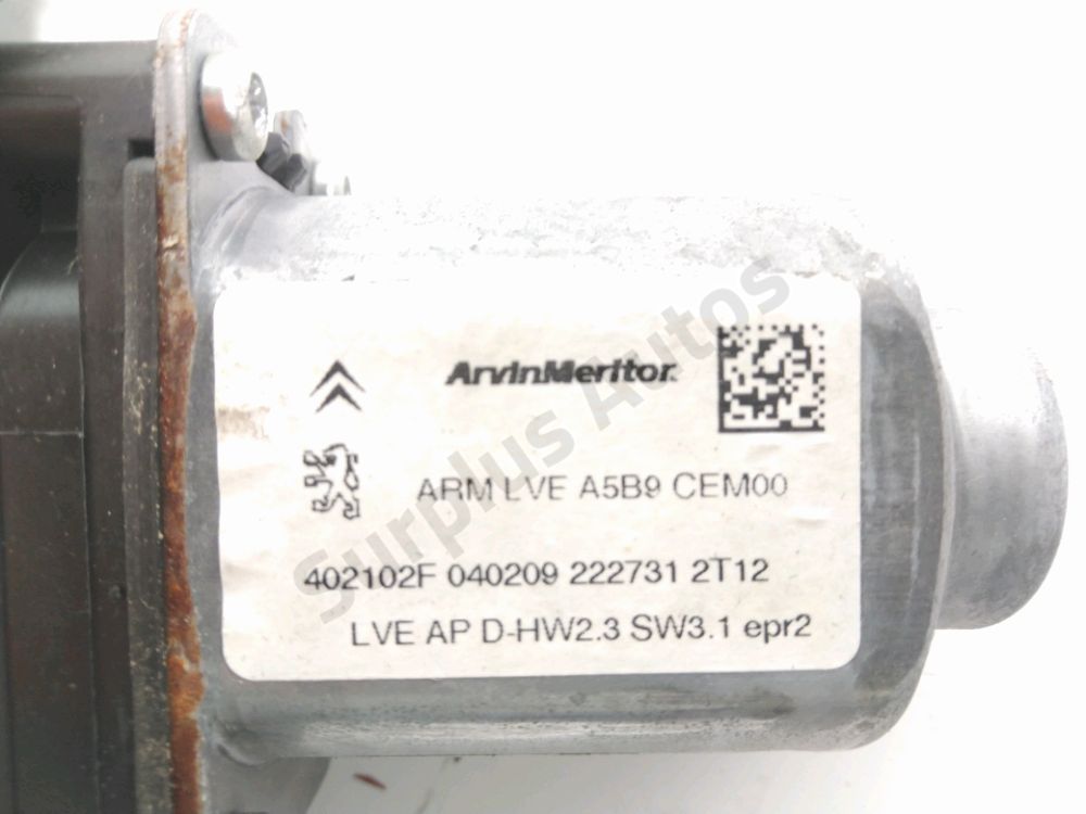 Lève-vitre électrique avant droit