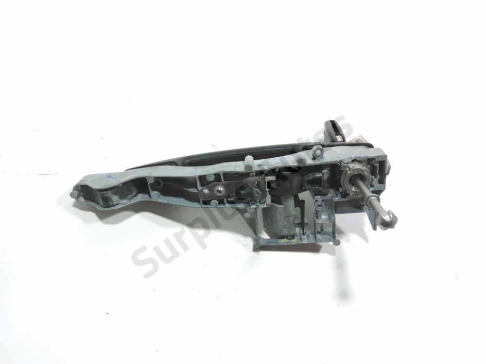 Poignée extérieure avant gauche