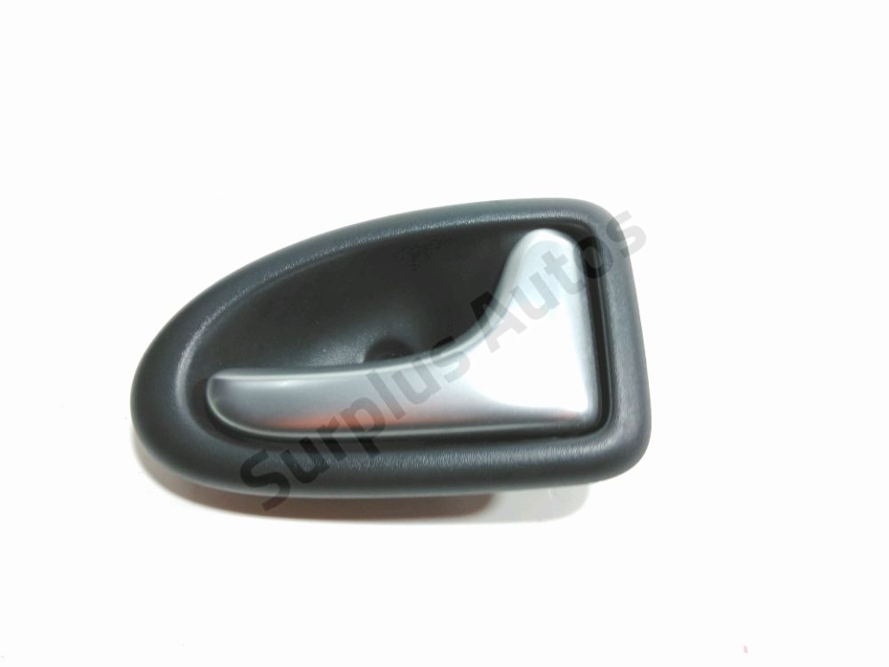 Poignee interieure porte avant droite