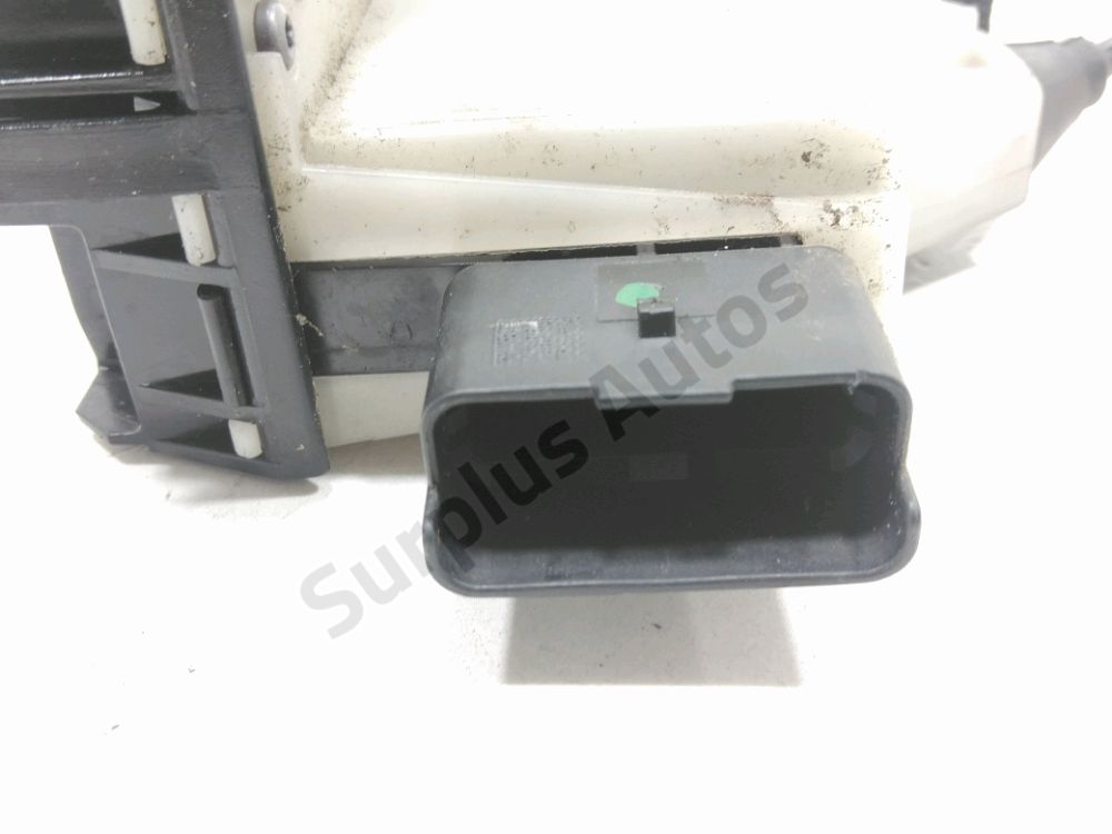 Serrure de porte arrière droite