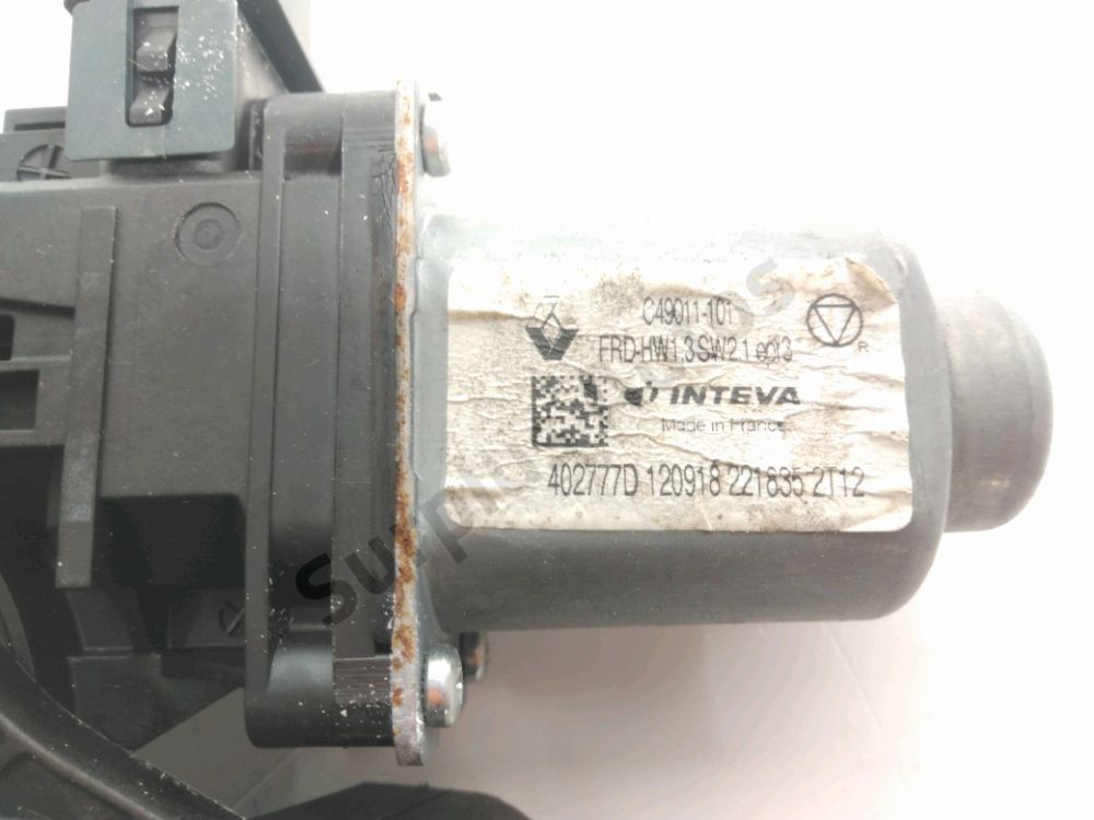 Lève-vitre électrique avant droit