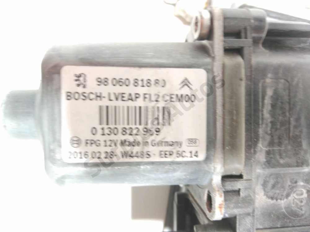 Lève-vitre électrique avant gauche