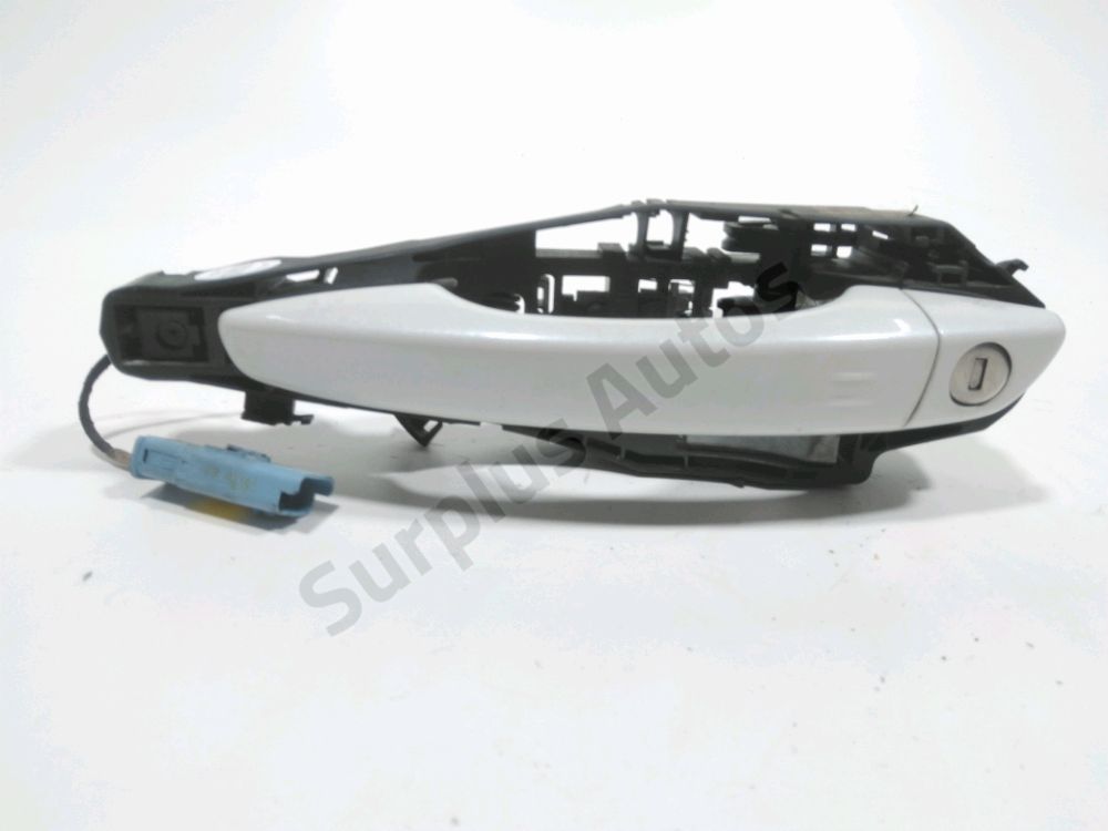 Poignée extérieure avant gauche