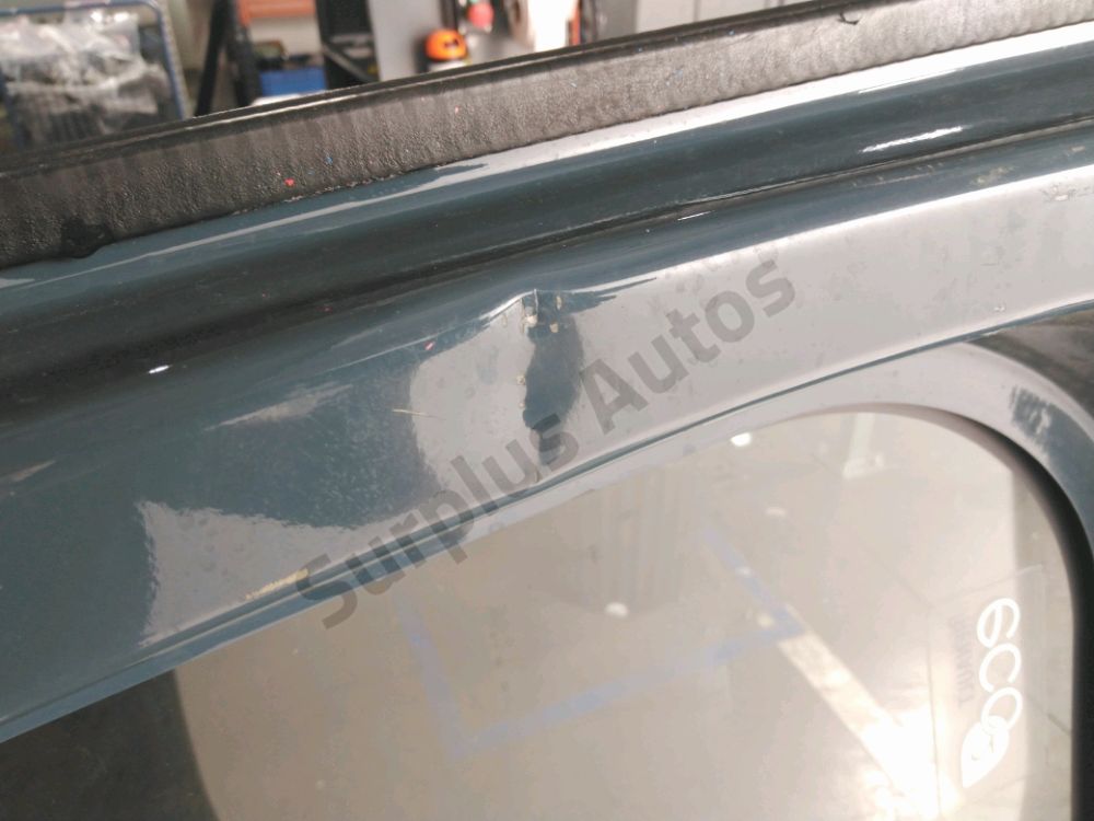 Porte battante arrière droite