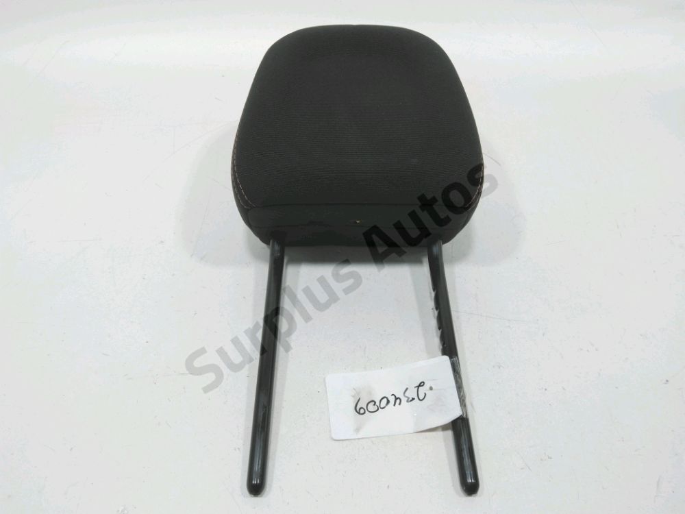 Appui tête avant droit