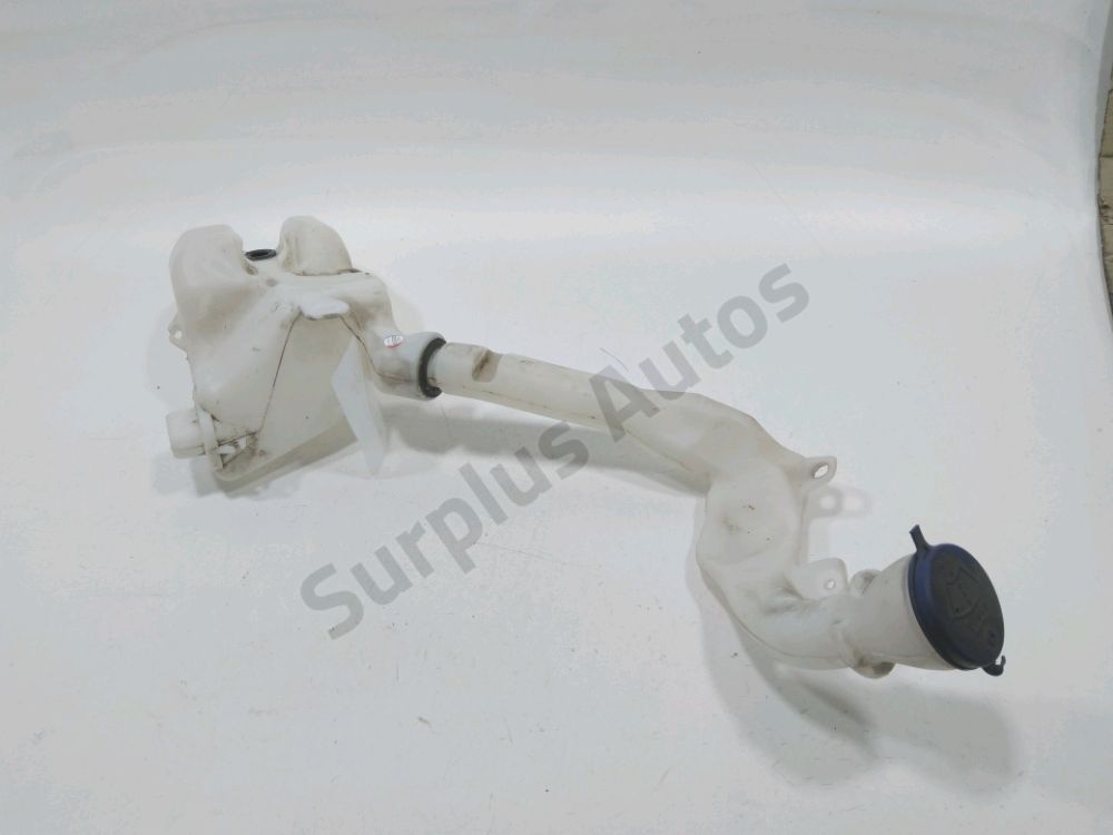 Réservoir de lave glace avant