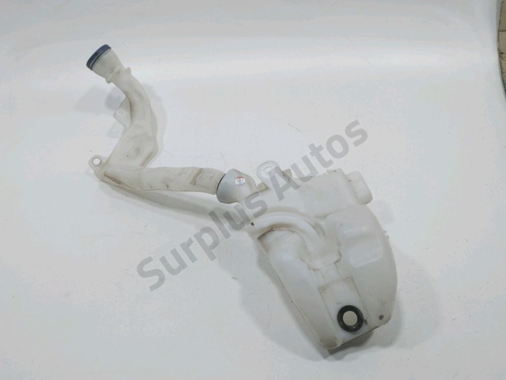 Réservoir de lave glace avant