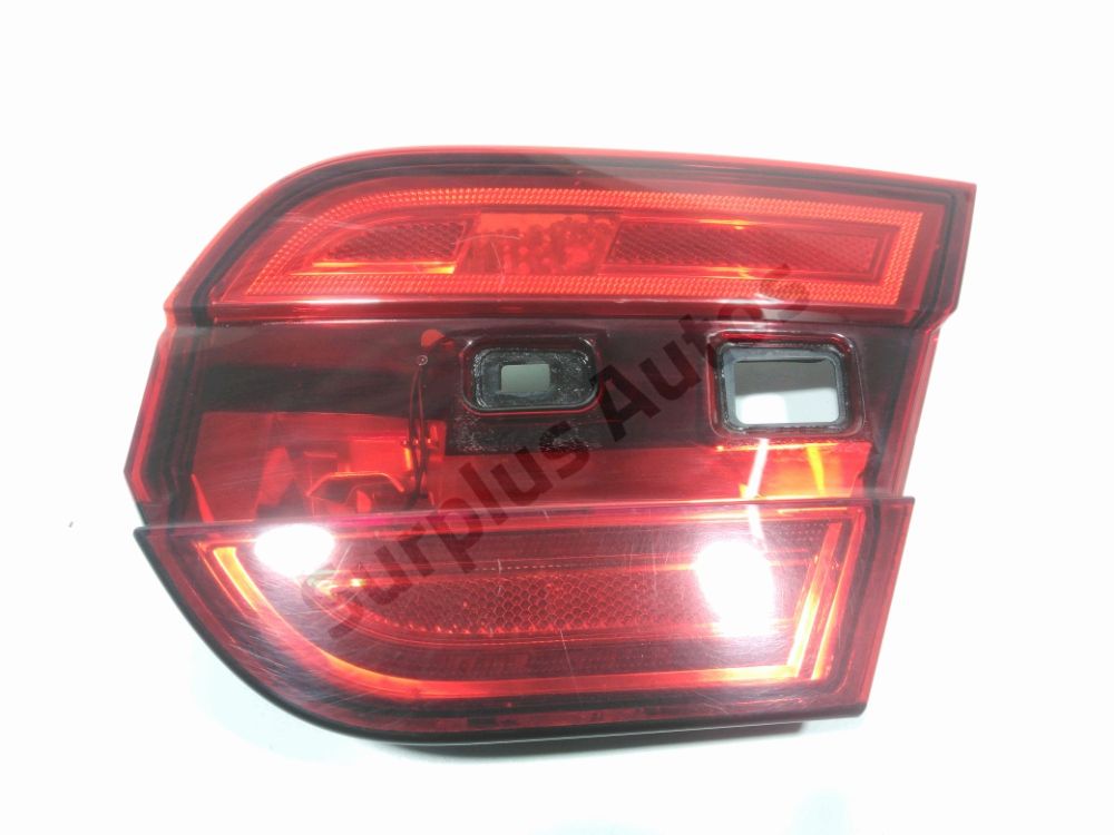 Feu arrière intérieur droit