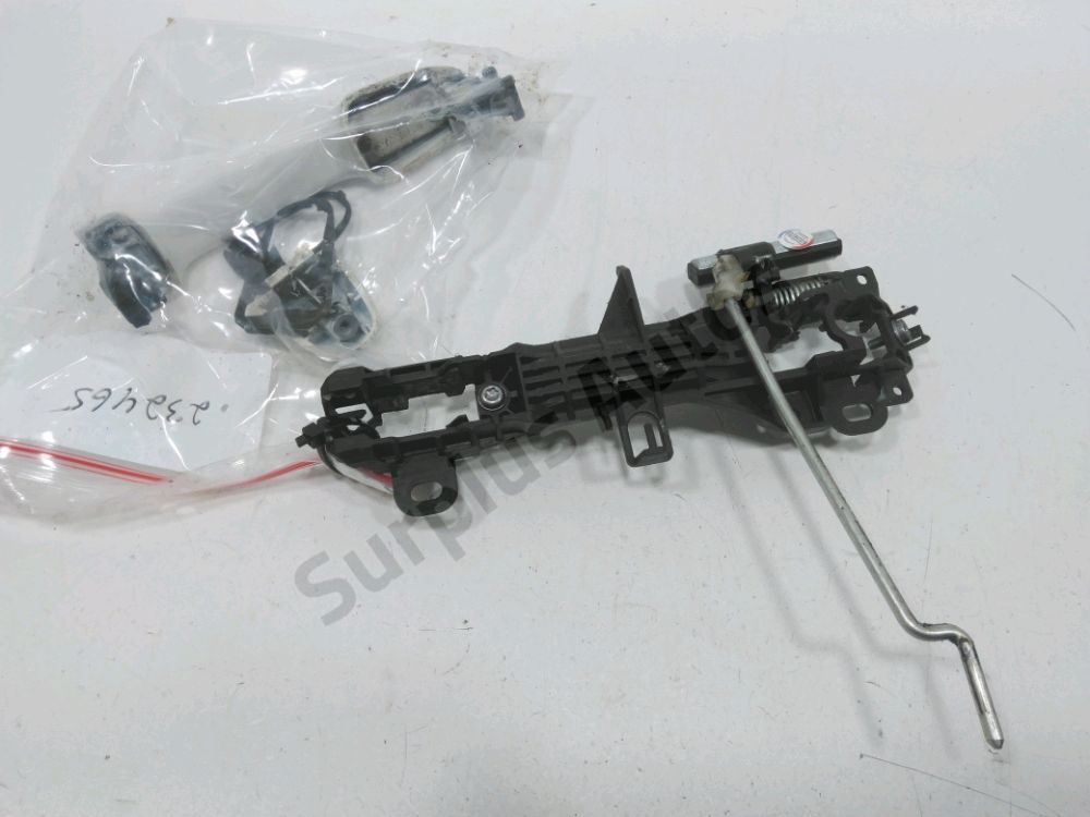 Poignee exterieure avant droite