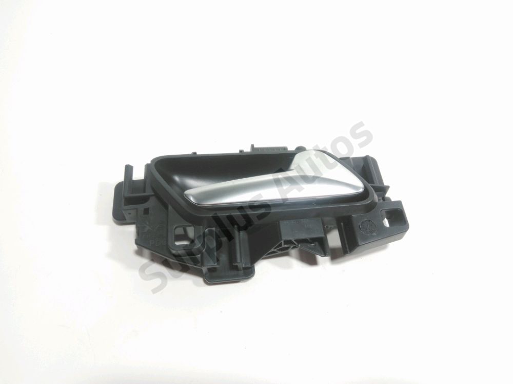 Poignée intérieure porte avant droite