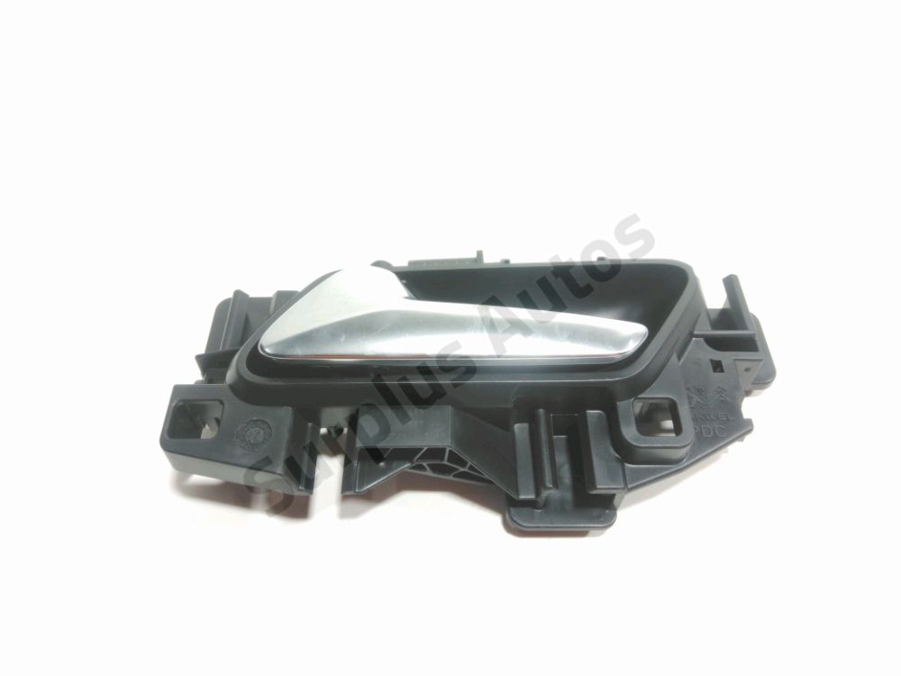 Poignée intérieure porte avant gauche