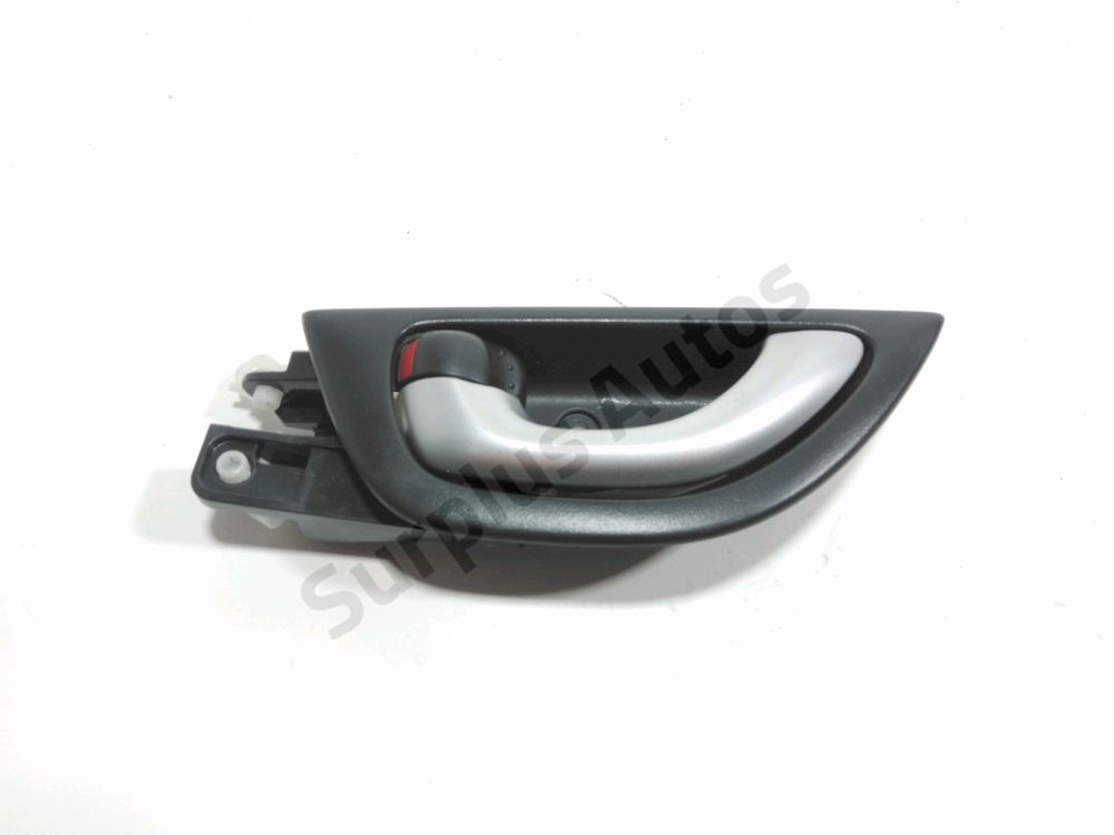 Poignée intérieure porte avant gauche