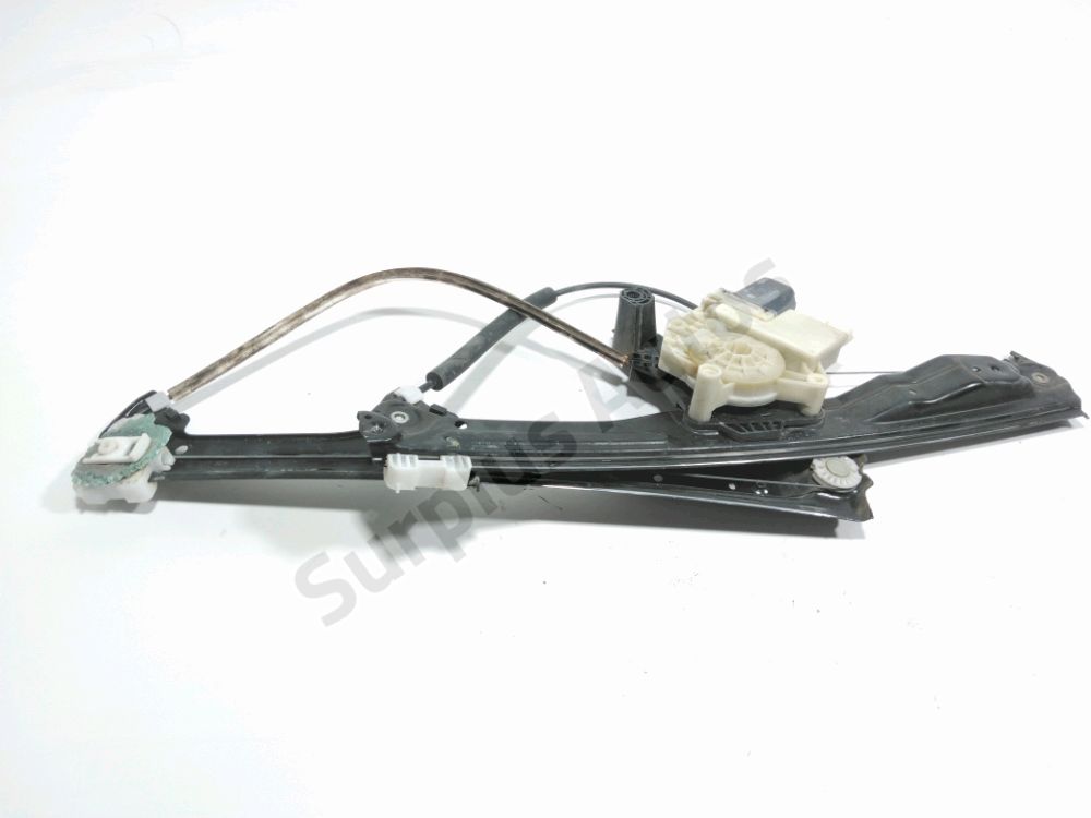 Lève-vitre électrique avant droit