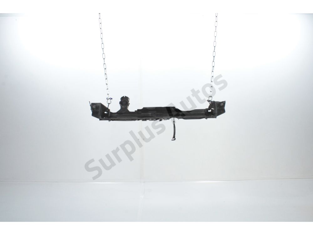 Traverse supérieure armature avant