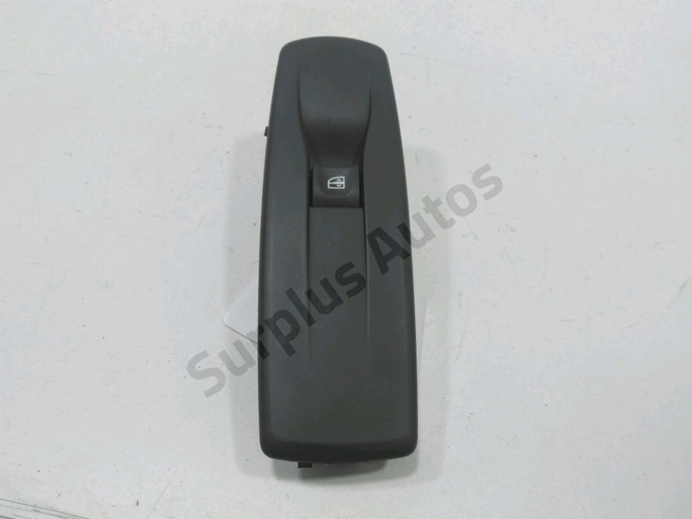 Commande lève-vitre avant droit