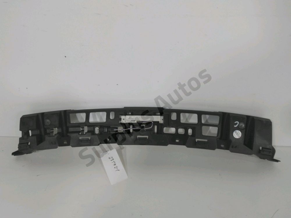 Support central de pare-choc arrière