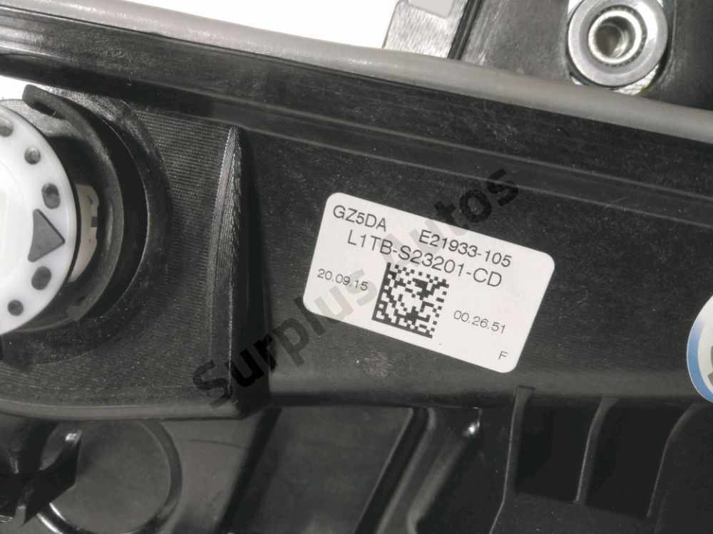 Lève-vitre électrique avant gauche