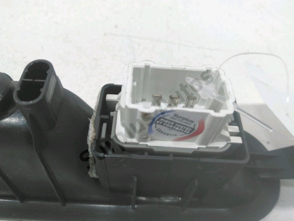 Commande lève-vitre arrière gauche