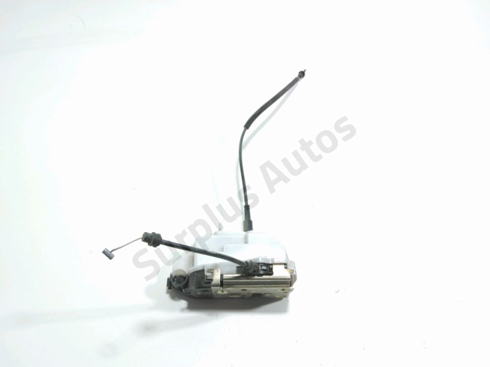 Serrure de porte avant droite