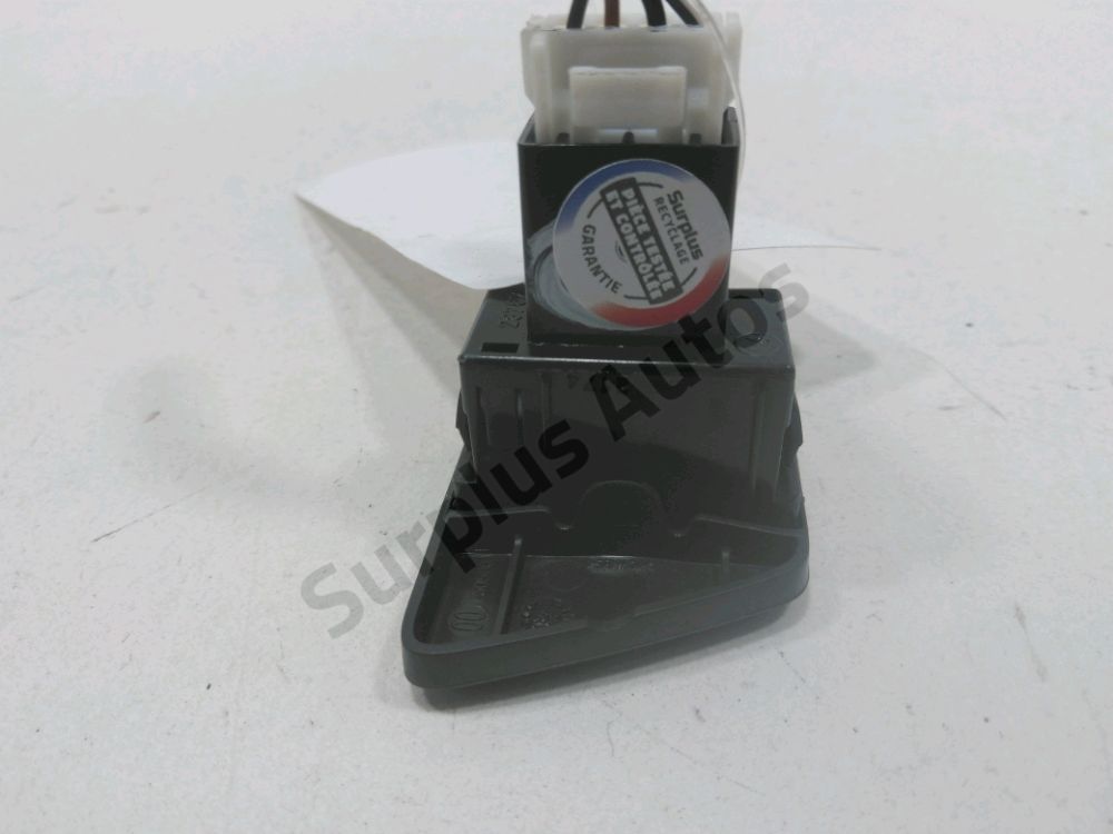 Commande lève-vitre avant droit