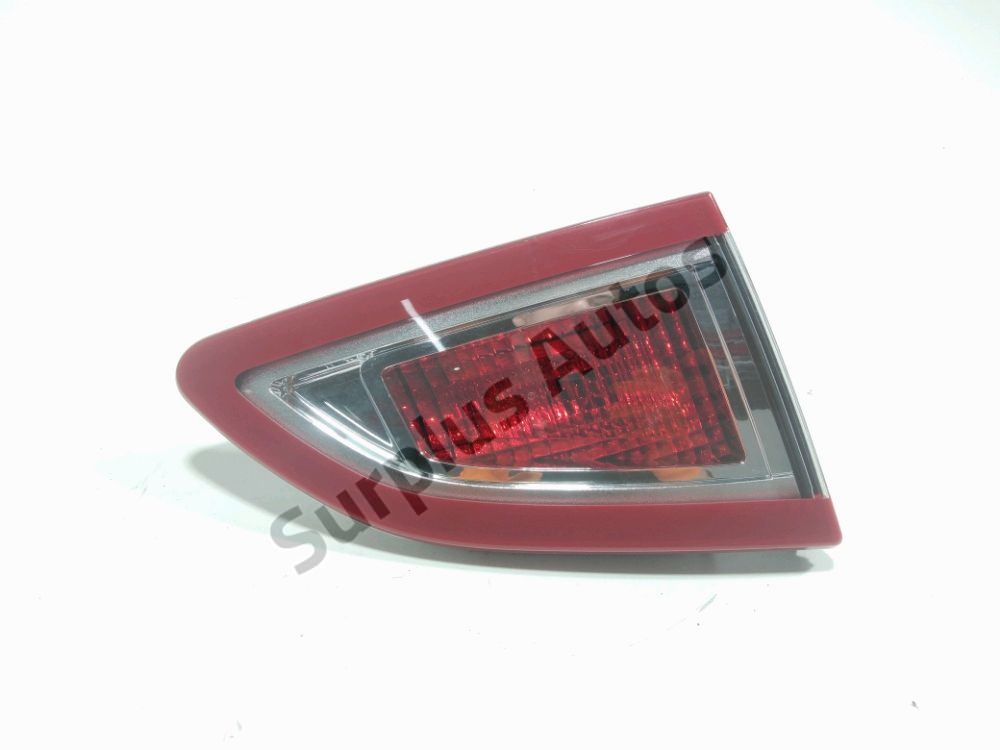 Feu arriere interieur gauche