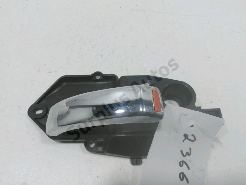 Poignée intérieure porte avant droite