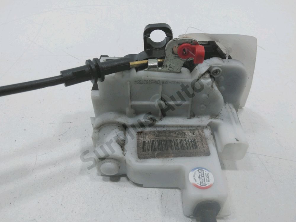 Serrure de porte avant droite