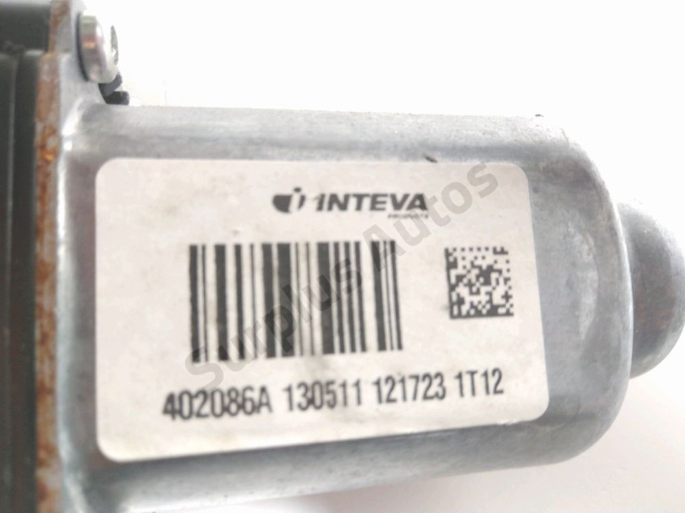 Lève-vitre électrique avant droit