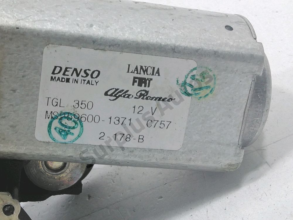 Moteur d'essuie glace arrière