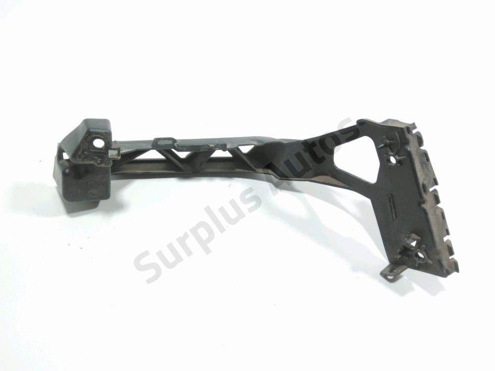 Support gauche de pare-choc arrière