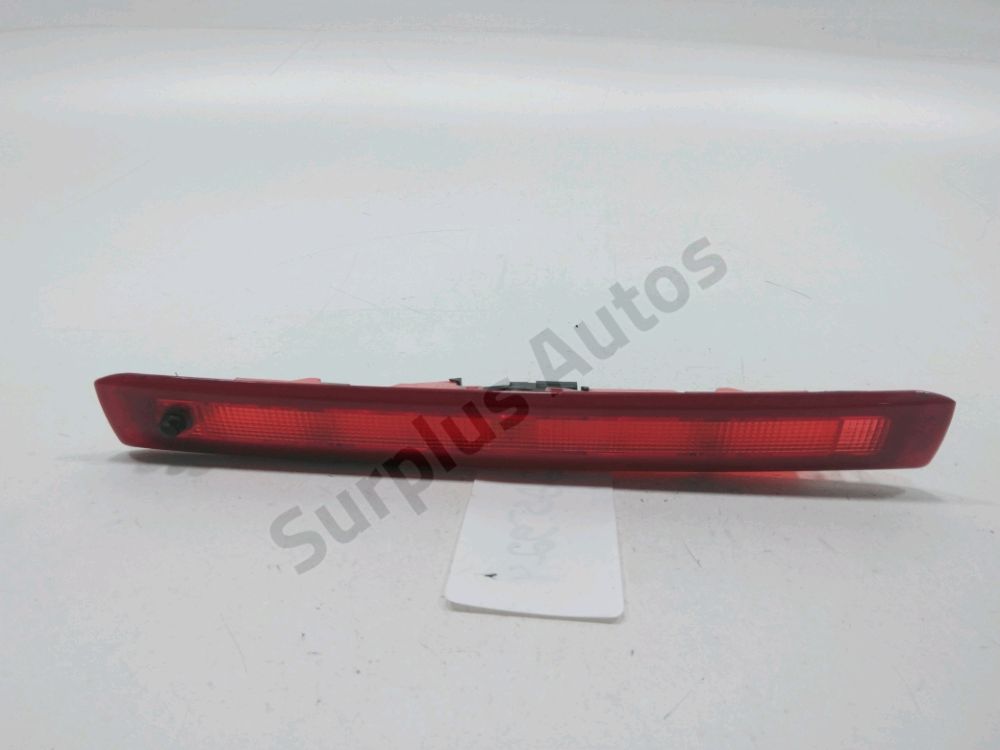 Feu stop supplementaire