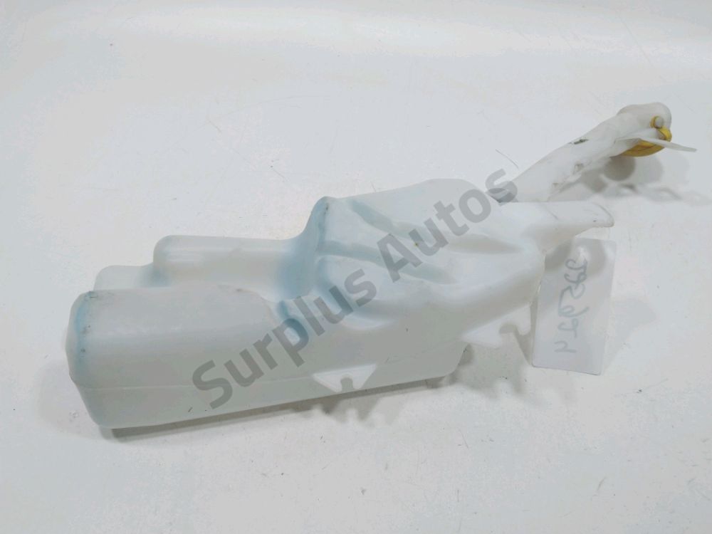 Réservoir de lave glace avant