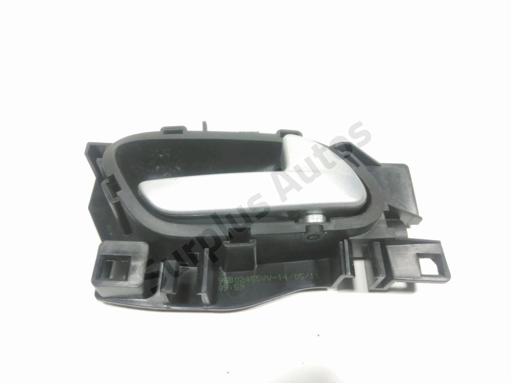 Poignée intérieure porte avant droite