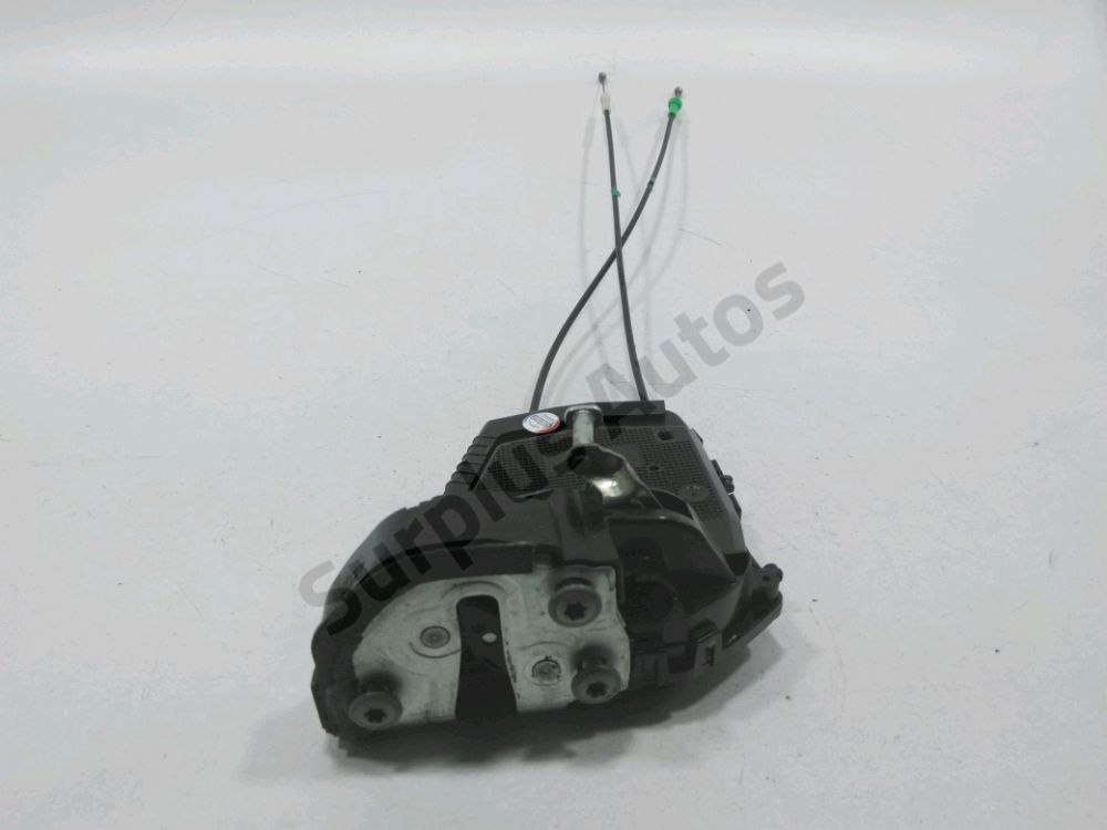 Serrure de porte arriere droite