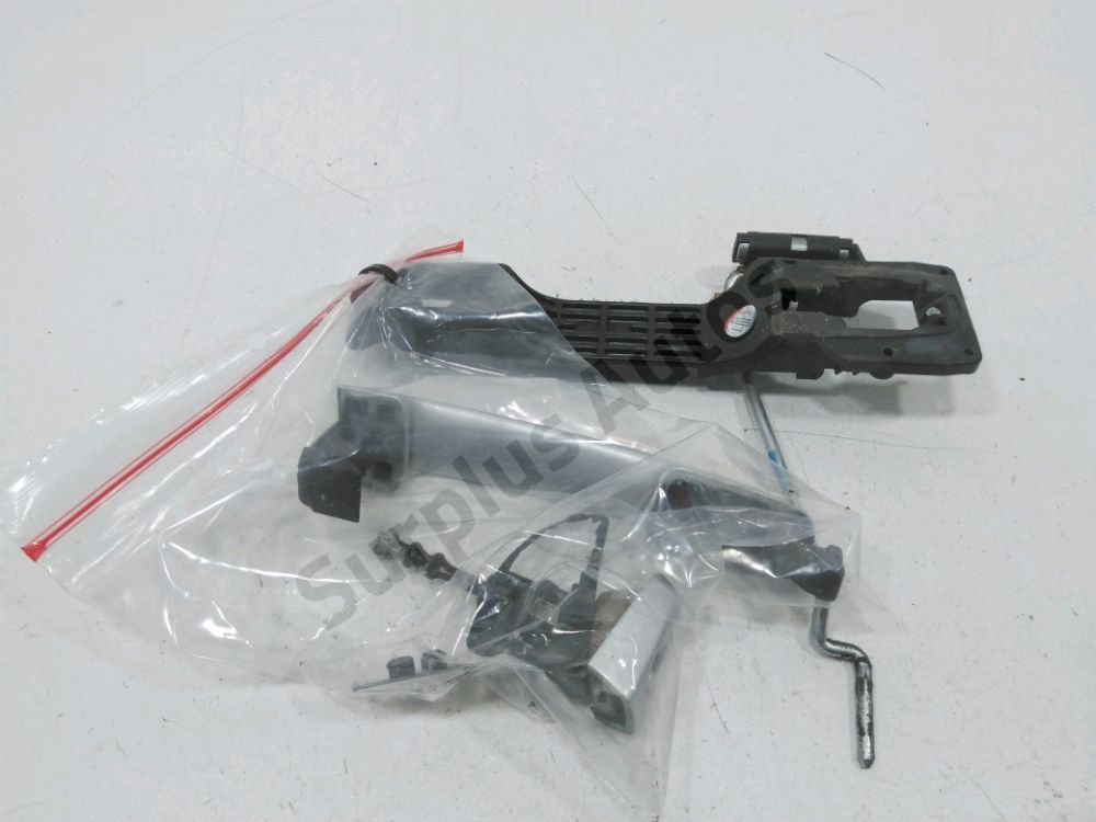 Poignée extérieure avant droite