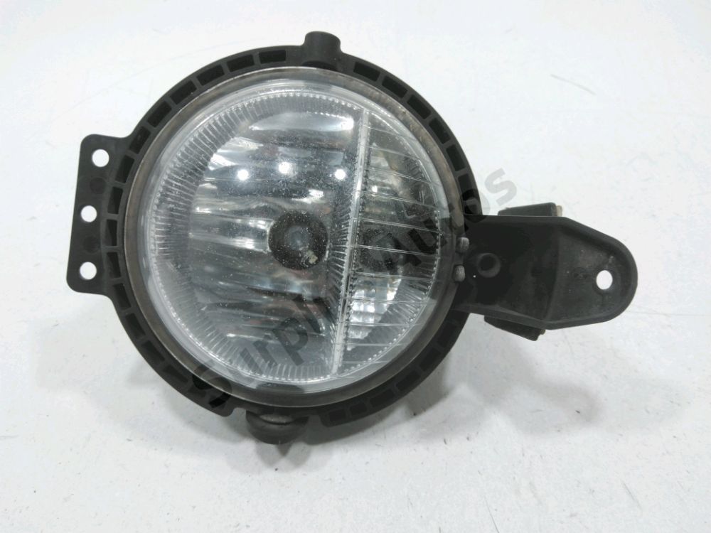 Antibrouillard avant droit