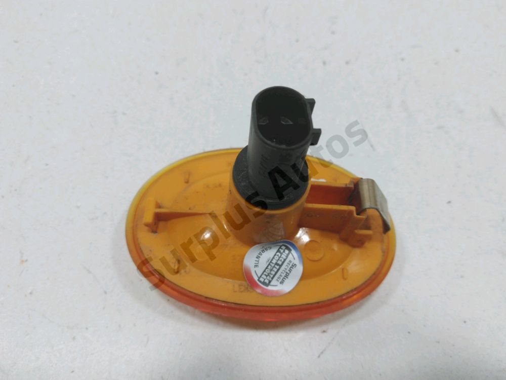 Répétiteur d'aile droit