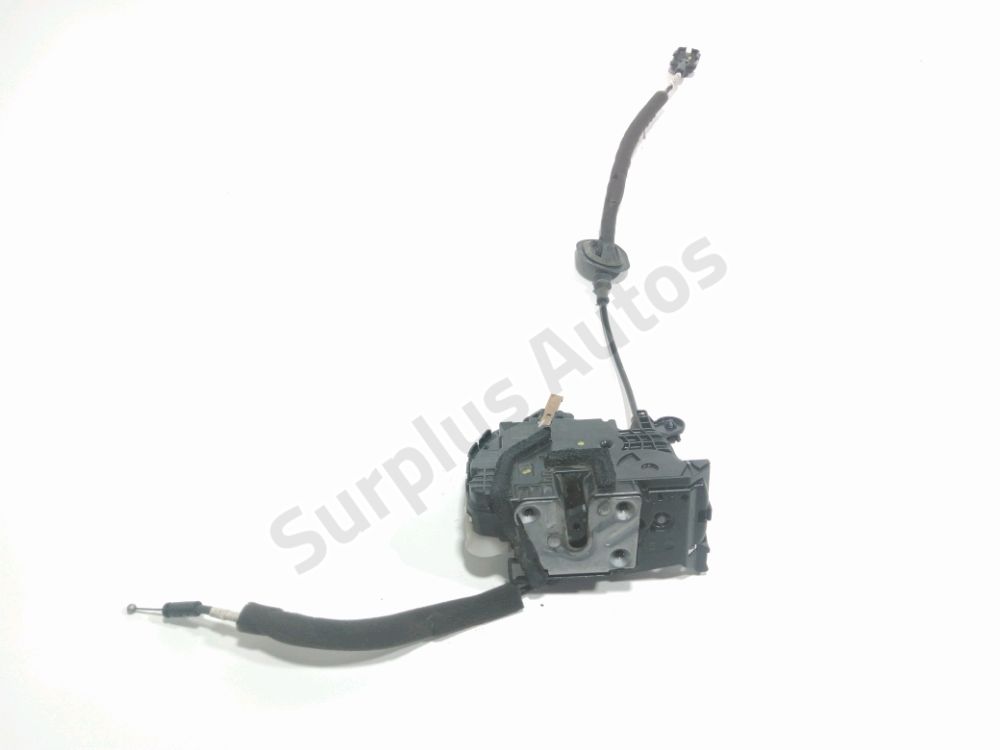 Serrure de porte avant gauche