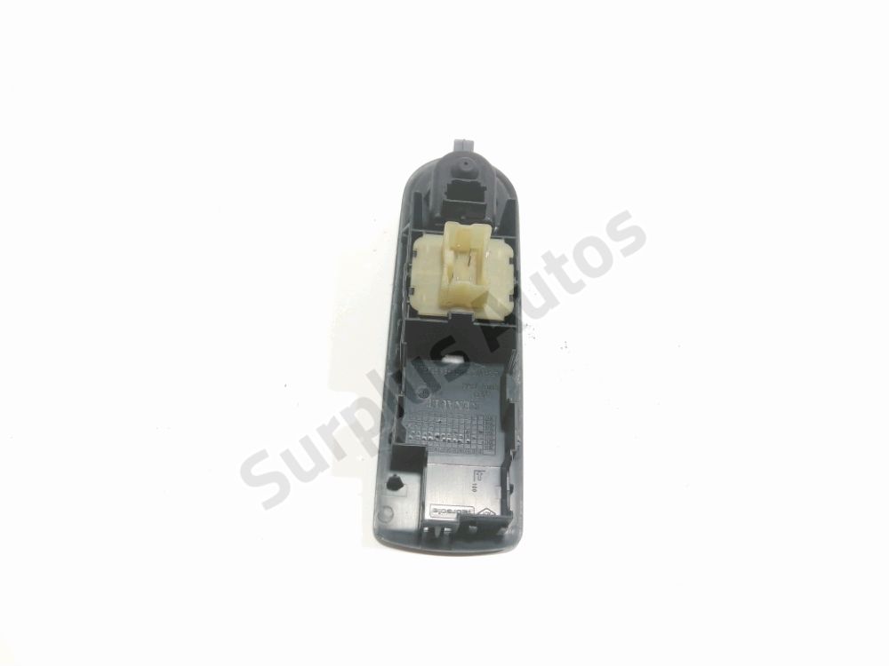 Commande lève-vitre avant gauche