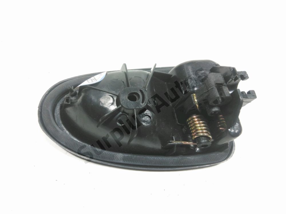 Poignée intérieure porte avant droite