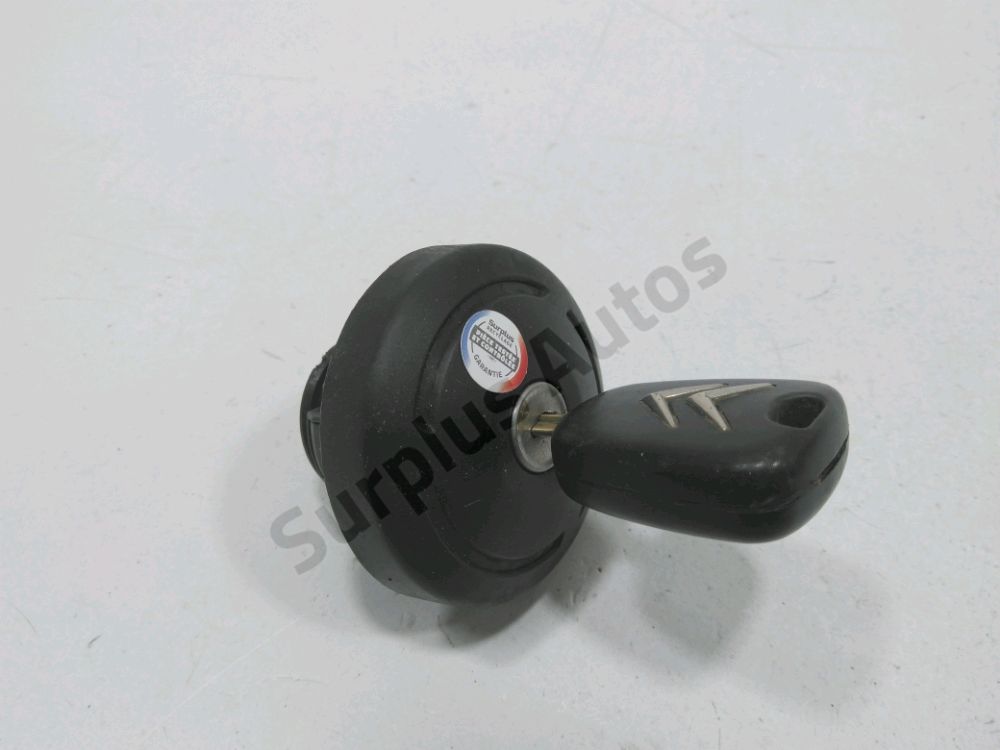 Bouchon de réservoir à carburant