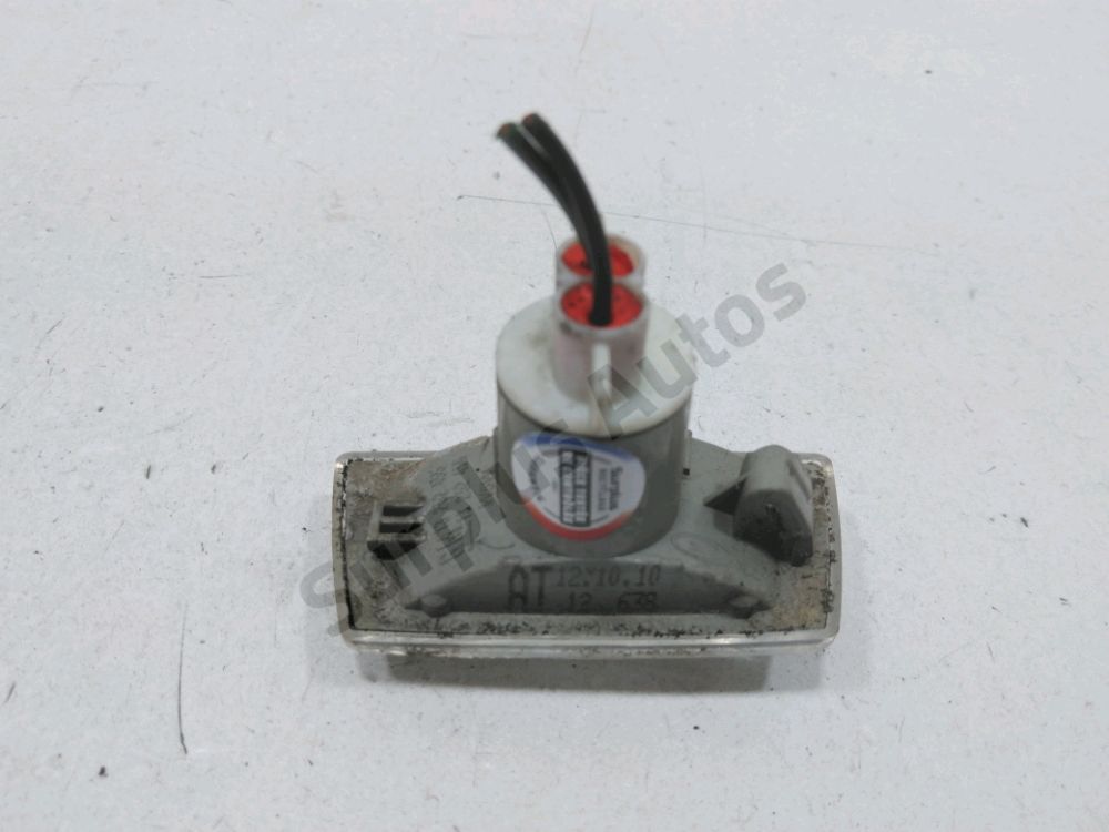 Répétiteur d'aile droit