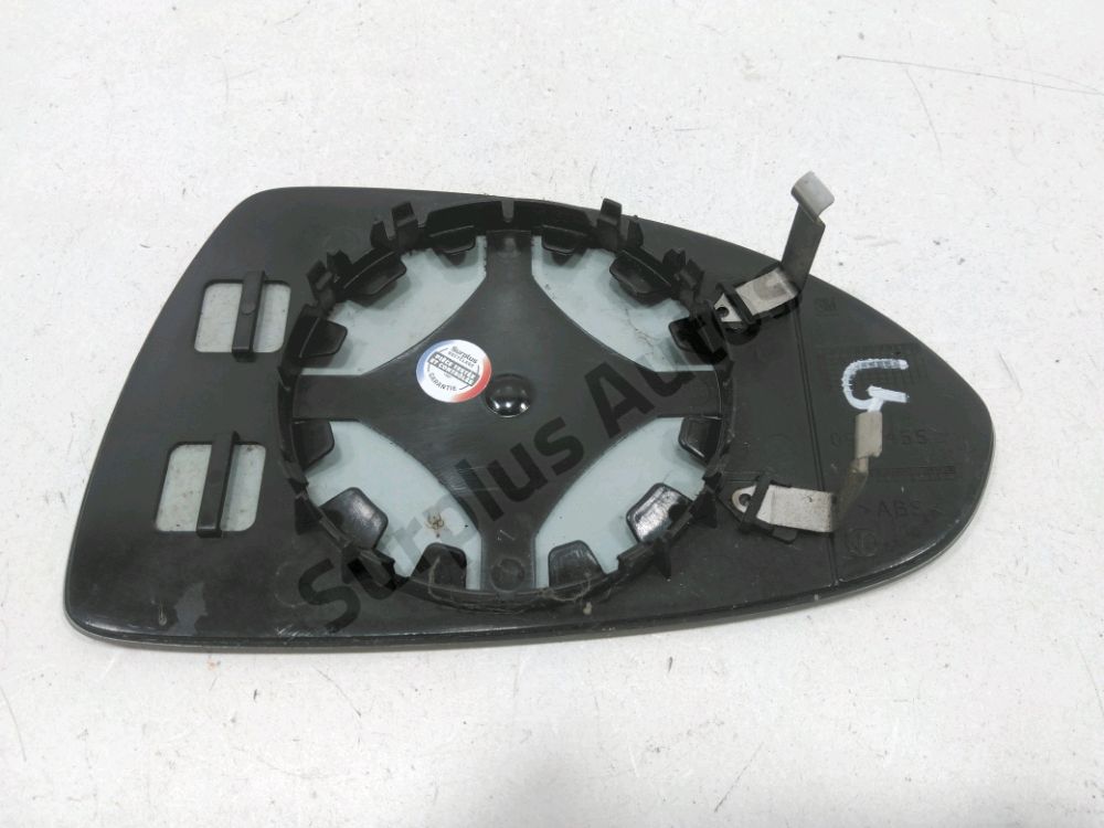 Glace de rétroviseur gauche