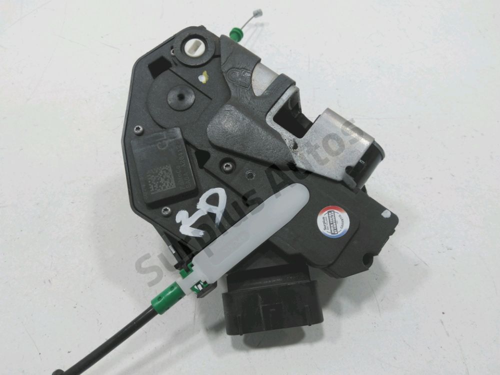 Serrure de porte arrière droite