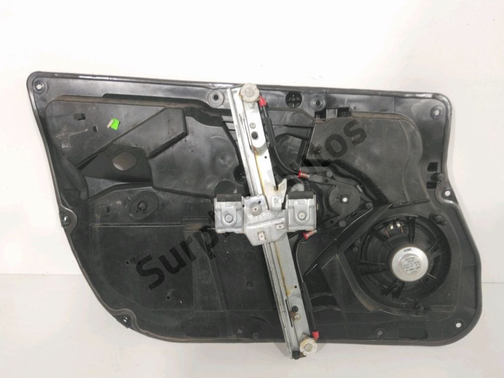 Lève-vitre électrique avant droit