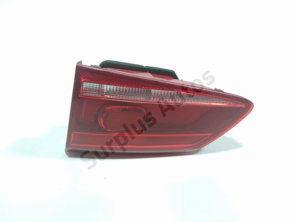 Feu arriere interieur droit